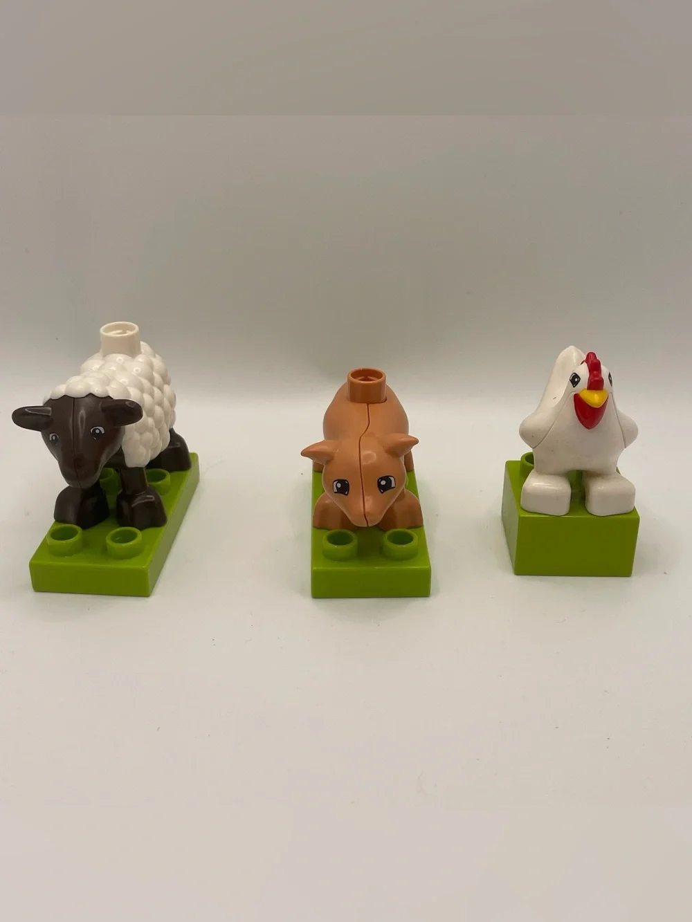 VTG Lego Duplo Farm Animals Figures Chicken Sheep Pig Fence Flowers Retro